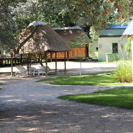 Juda Haus Lodge Katima Mulilo Kültér fotó