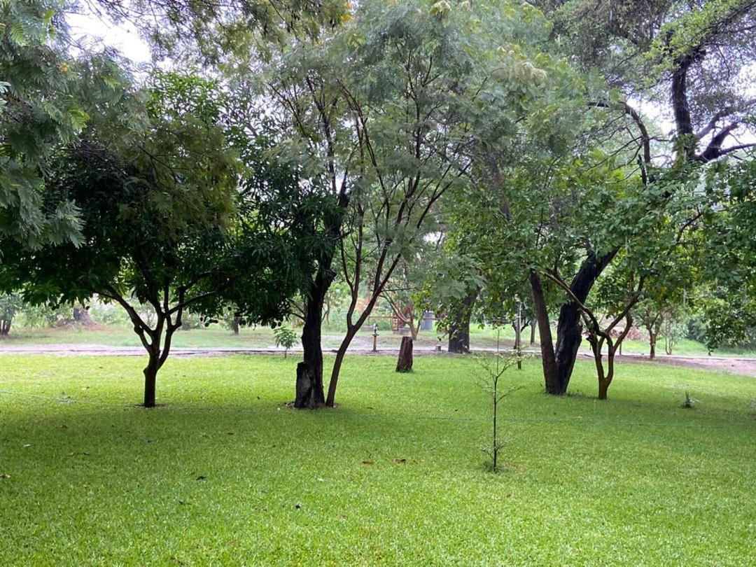 Juda Haus Lodge Katima Mulilo Kültér fotó