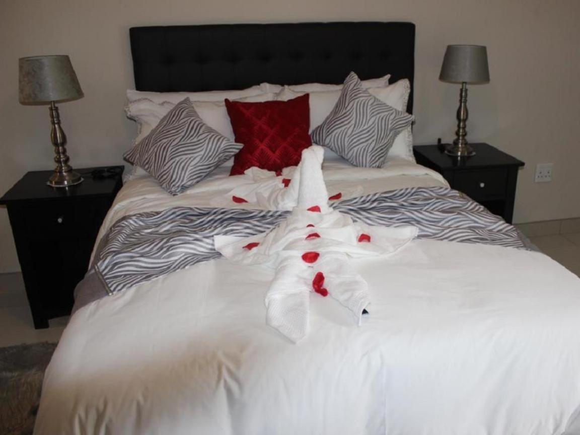 Juda Haus Lodge Katima Mulilo Kültér fotó