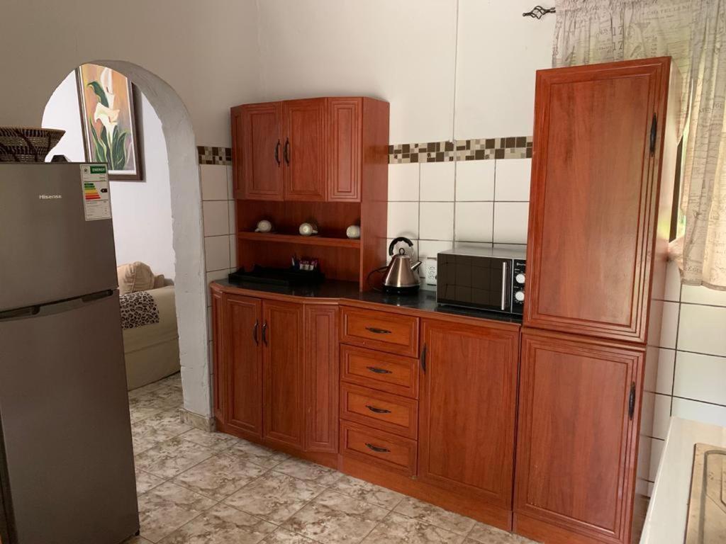Juda Haus Lodge Katima Mulilo Kültér fotó